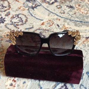 RARE DOLCE & GABBANA runway sunglasses